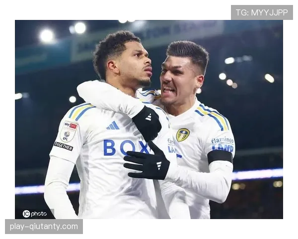 阿斯顿维拉对阵利兹联战报：斯塔赫任意球世界波，亚伯拉罕替补登场完成绝平